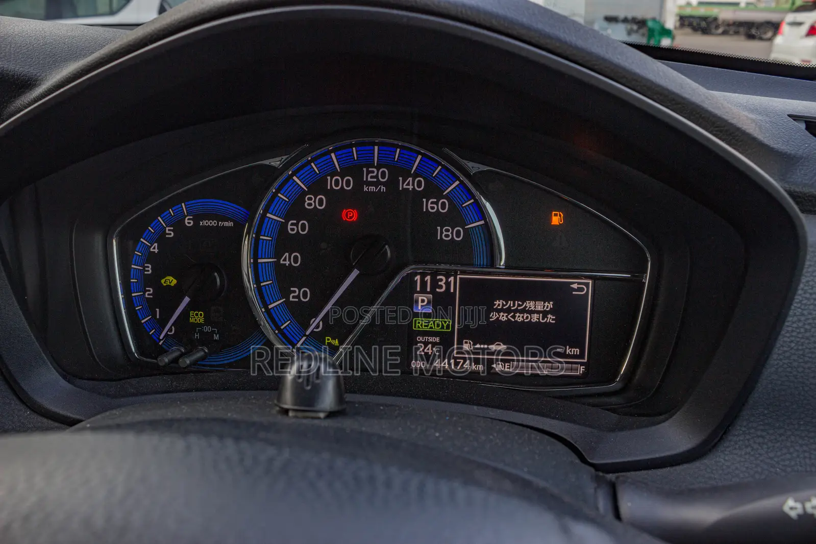 Toyota Corolla Fielder 1.5 Hybrid FWD 2018 Pearl