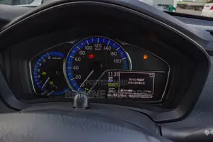 Toyota Corolla Fielder 1.5 Hybrid FWD 2018 Pearl