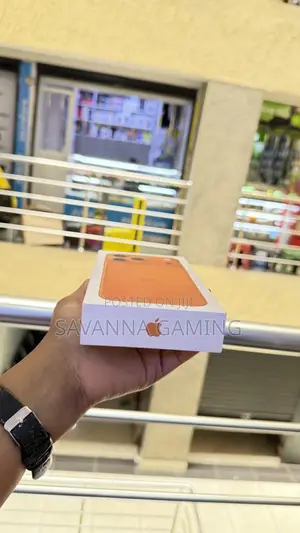 New Apple iPhone 17 Pro Max 256 GB Orange