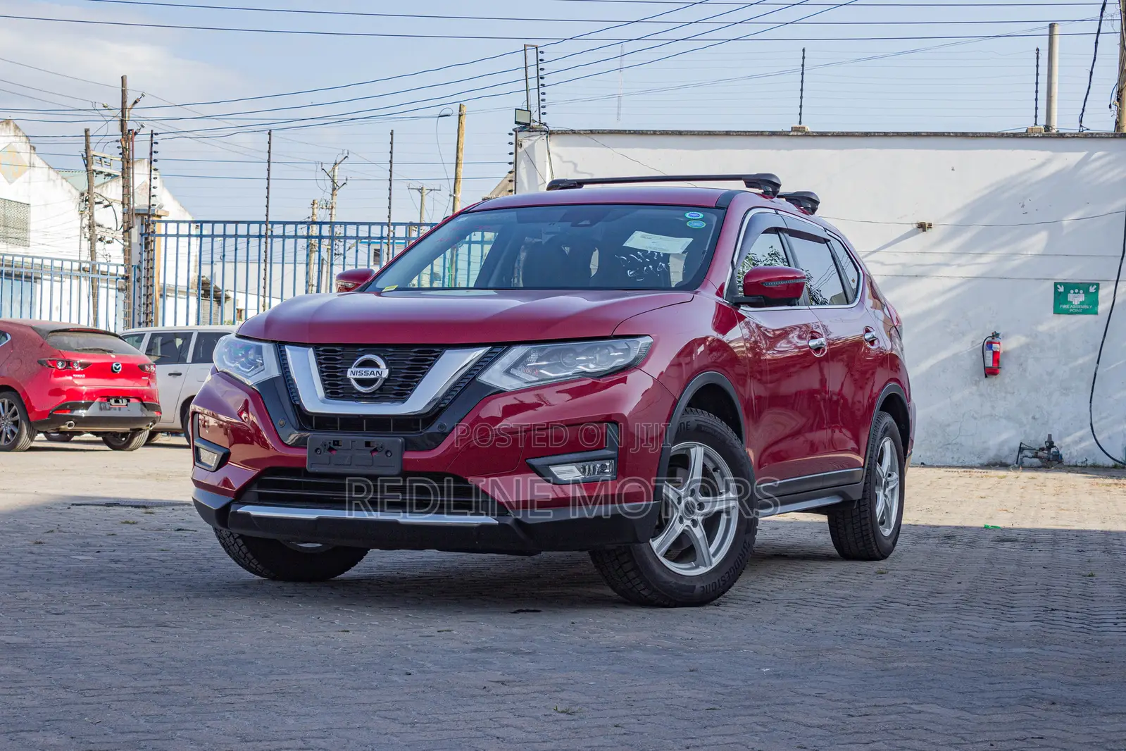 Nissan X-Trail 2.0 Petrol AWD 2018 Red