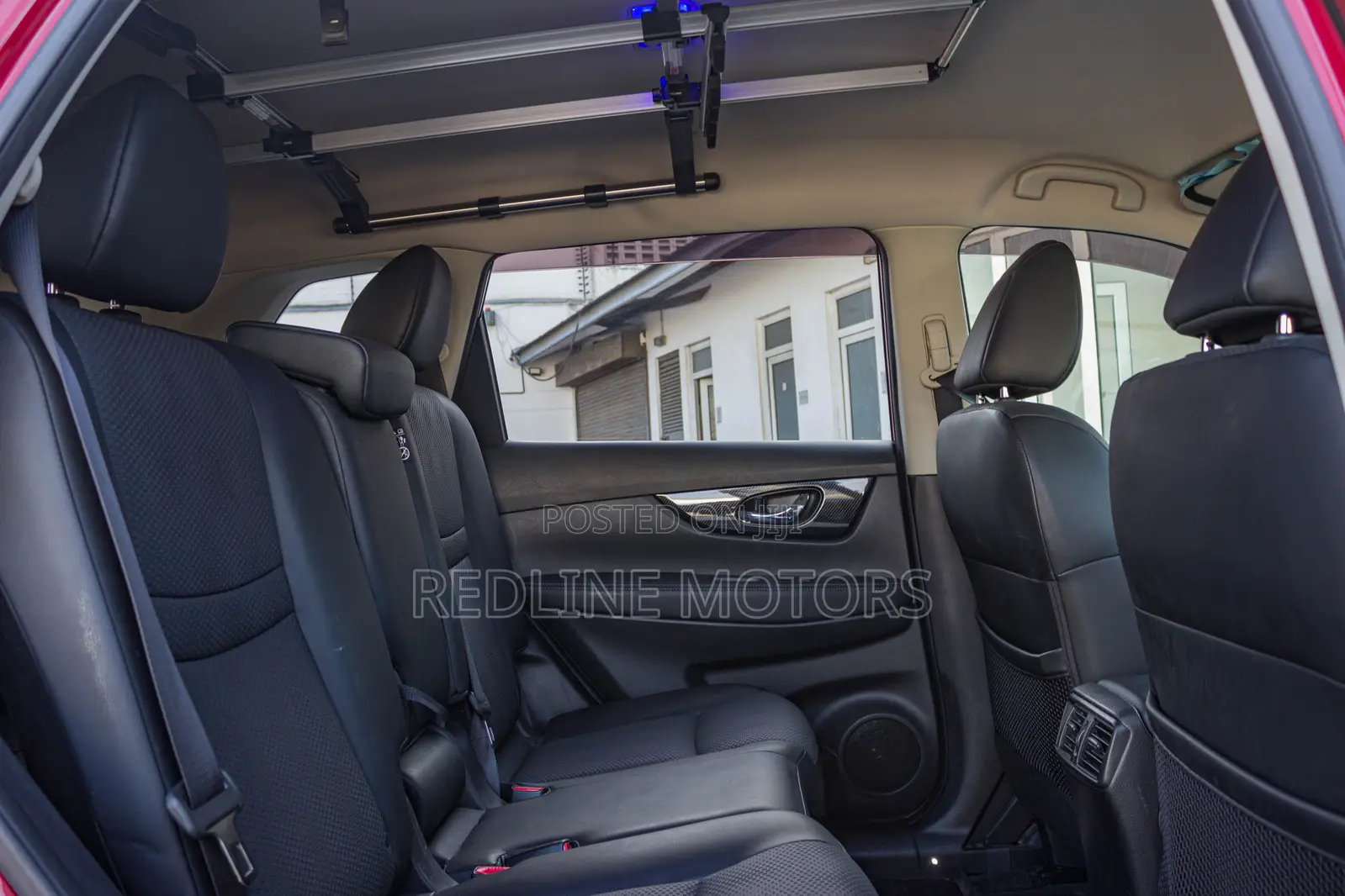 Nissan X-Trail 2.0 Petrol AWD 2018 Red
