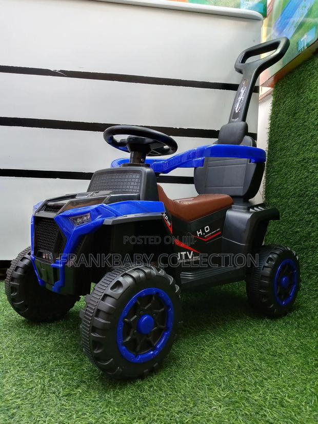 Tiny Push Handle Ride-on Car - main view