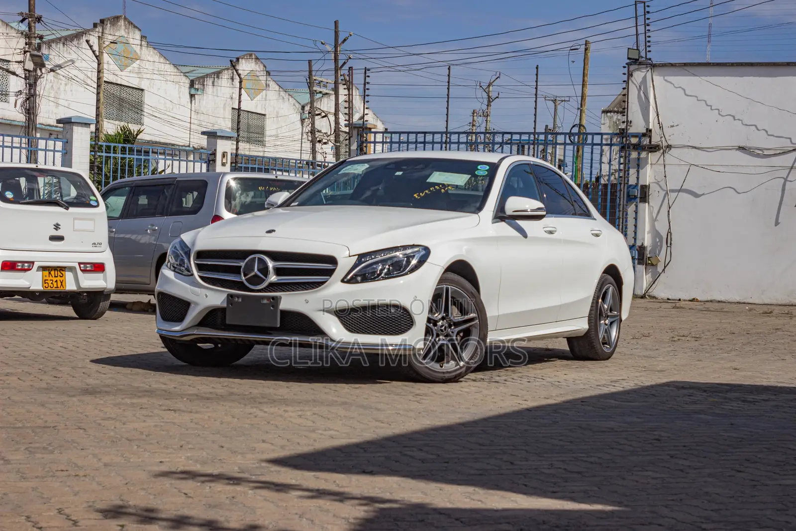 Mercedes-Benz C220 Base 2018 Pearl
