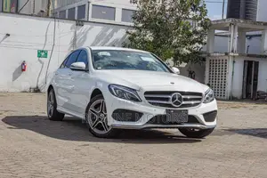 Mercedes-Benz C220 Base 2018 Pearl
