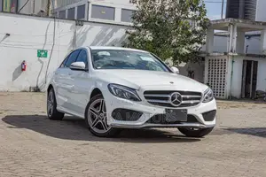 Mercedes-Benz C220 Base 2018 Pearl