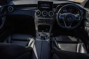Mercedes-Benz C220 Base 2018 Pearl
