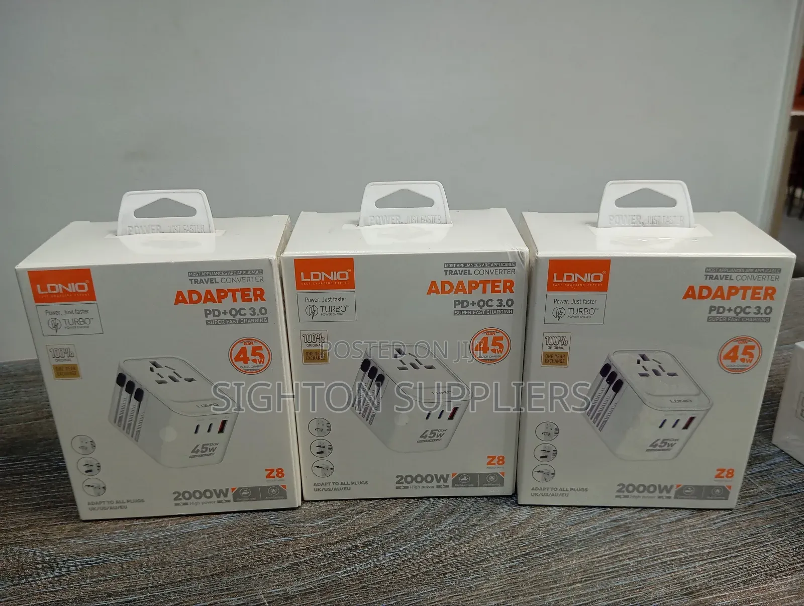 Travel Converter Adapter - Ldnio
