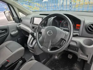 Nissan NV200 2018 Silver