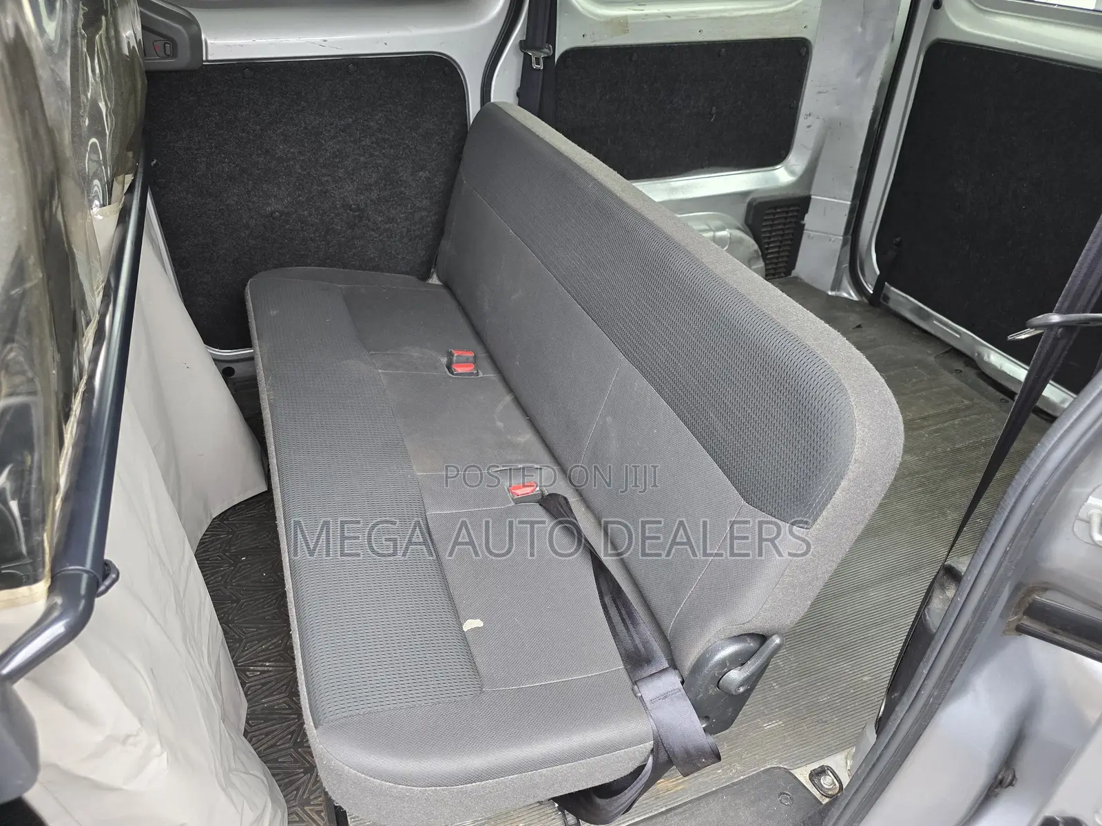 Nissan NV200 2018 Silver