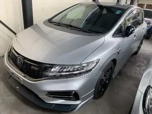 Honda Jade 1.5 Hybrid 2018 Silver
