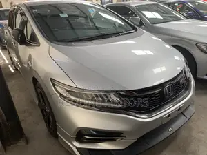 Honda Jade 1.5 Hybrid 2018 Silver