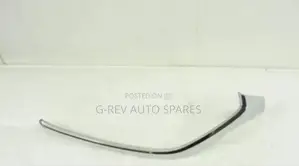Mazda Demio Grill Chrome.