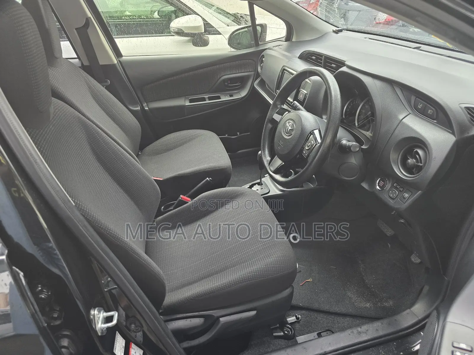 Toyota Vitz 2018 Black