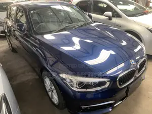 BMW 118i 2018 Blue
