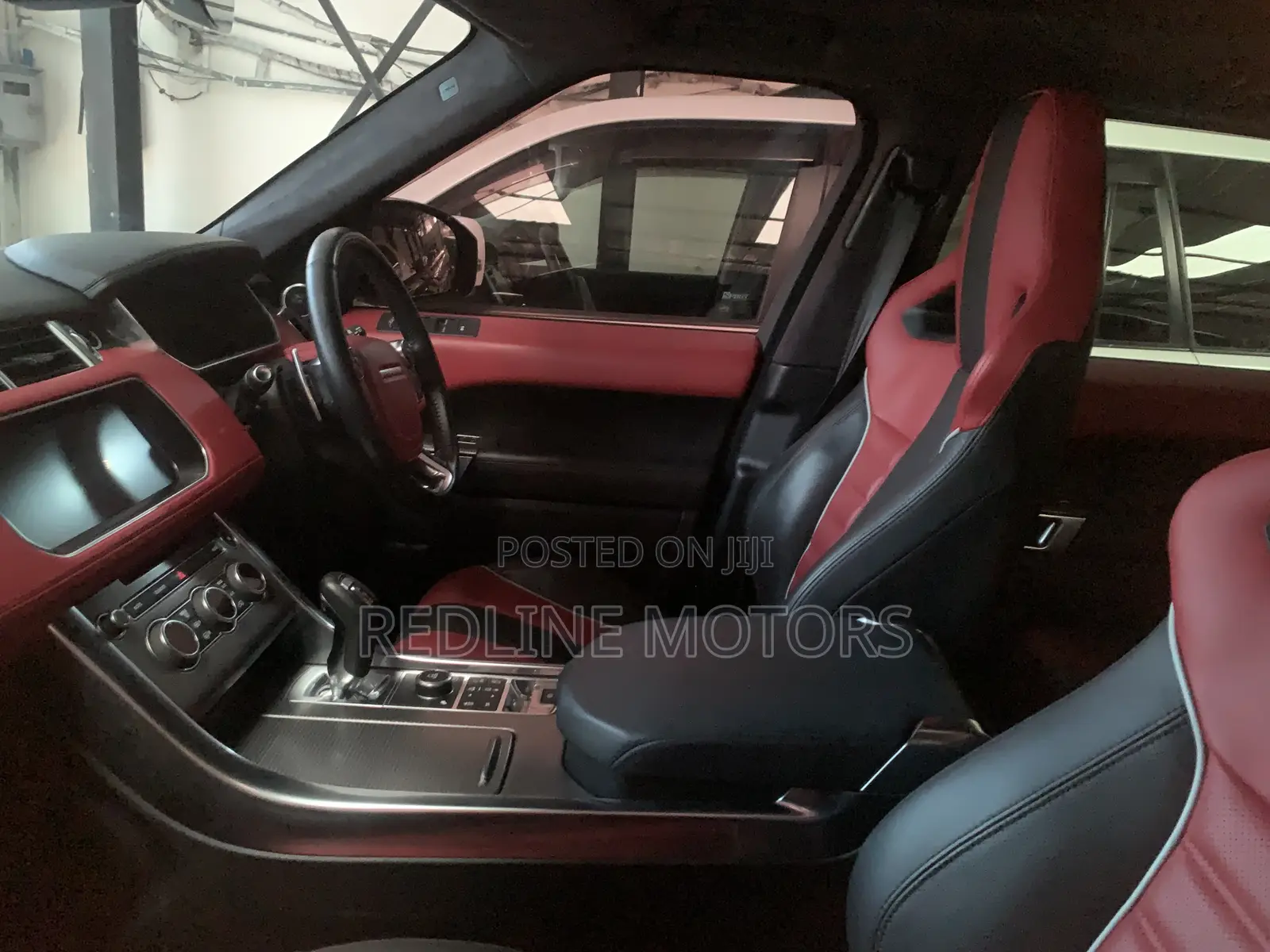 Land Rover Range Rover Sport SVR 2018 Matt Black