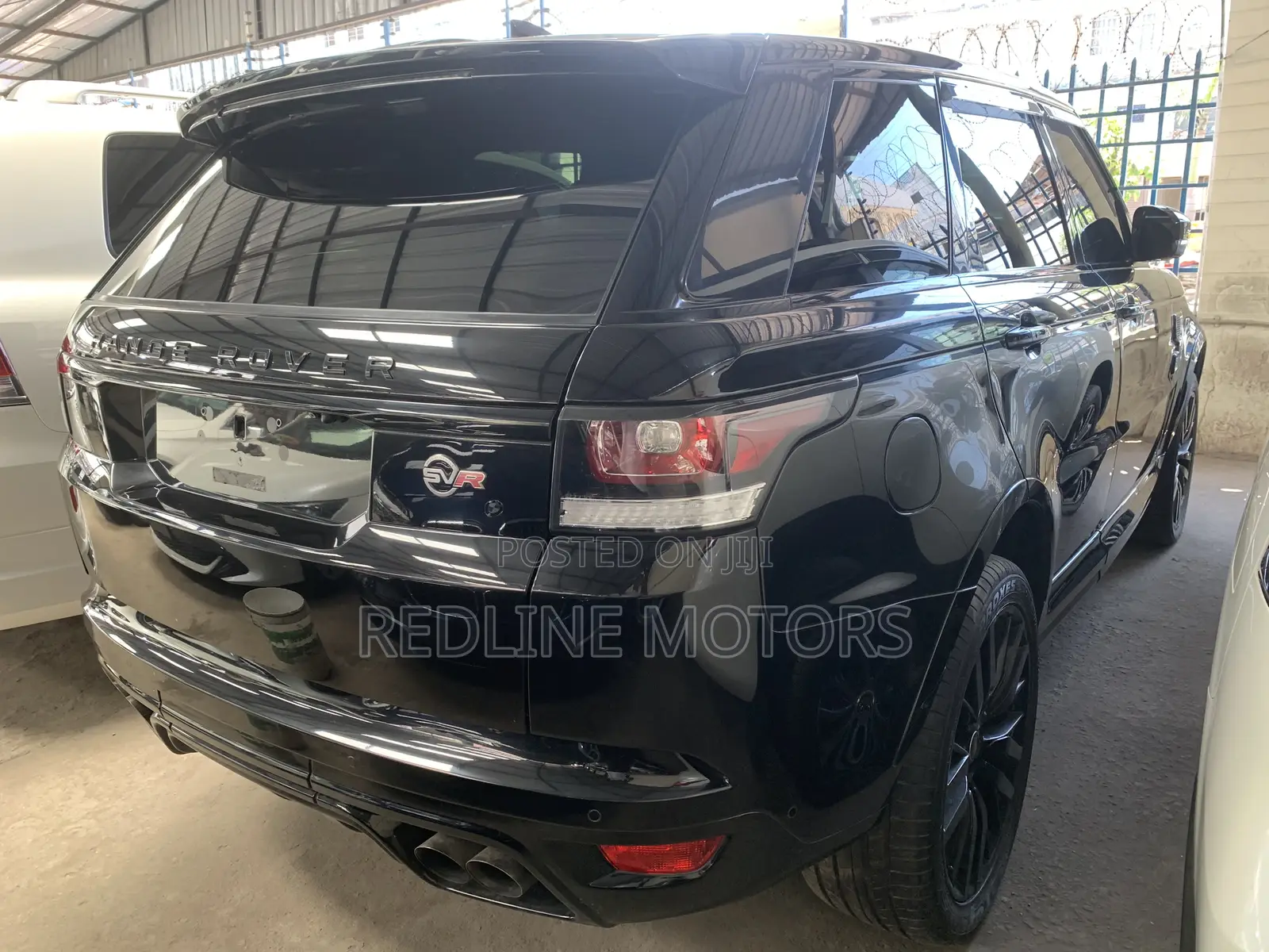 Land Rover Range Rover Sport SVR 2018 Matt Black