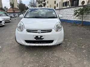 Toyota Passo 1.0 AWD 2013 White
