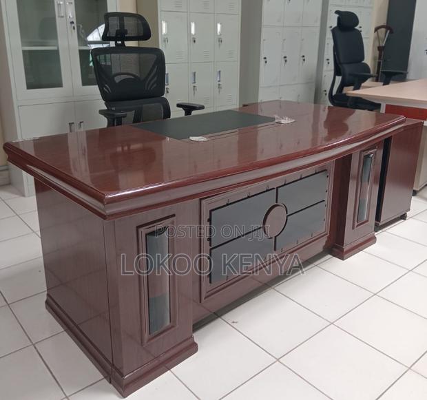 Office Desk : 1600mm Mahogany Executive L-Desk - thumbnail 2