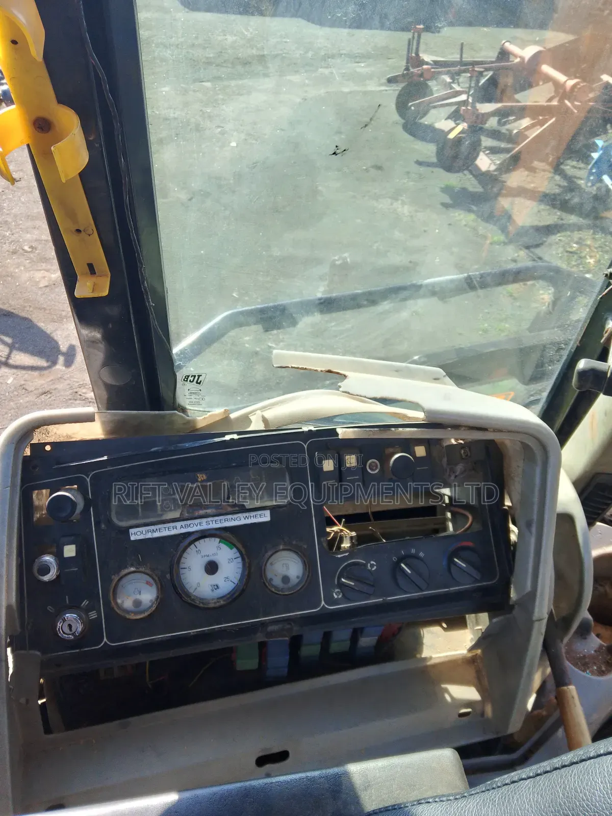JCB 215 Series Backhoe Loader