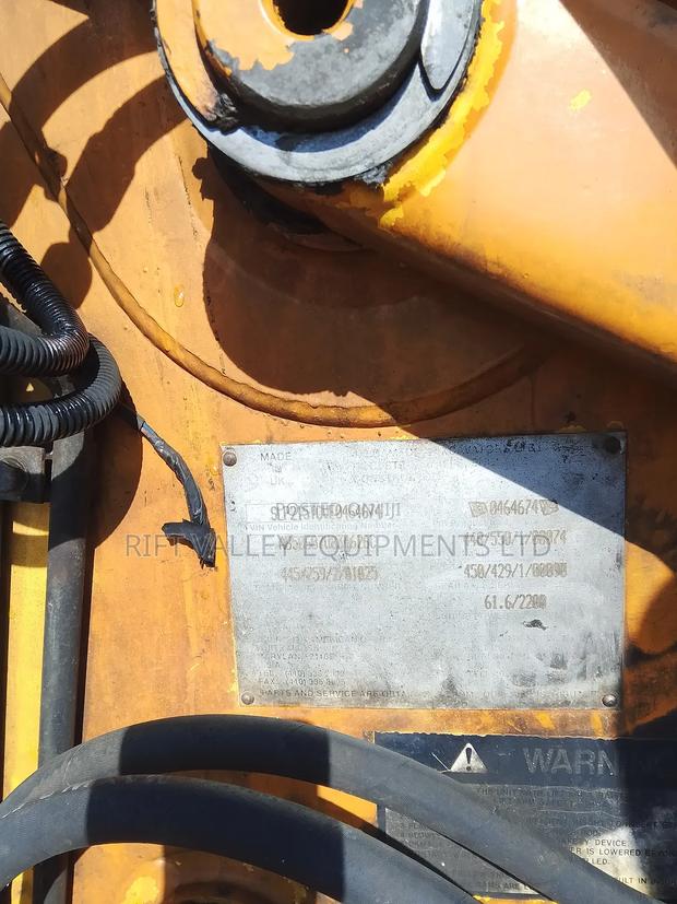 JCB 215 Series Backhoe Loader - thumbnail 9