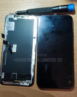 iPhone X Screen Replacement With True Tunes
