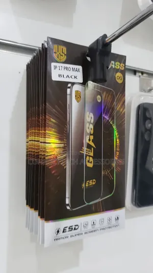 iPhone 17 Pro Max Screen Protector