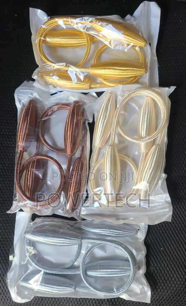 Arbitrary Shape Strong Curtain Tiebacks - main view