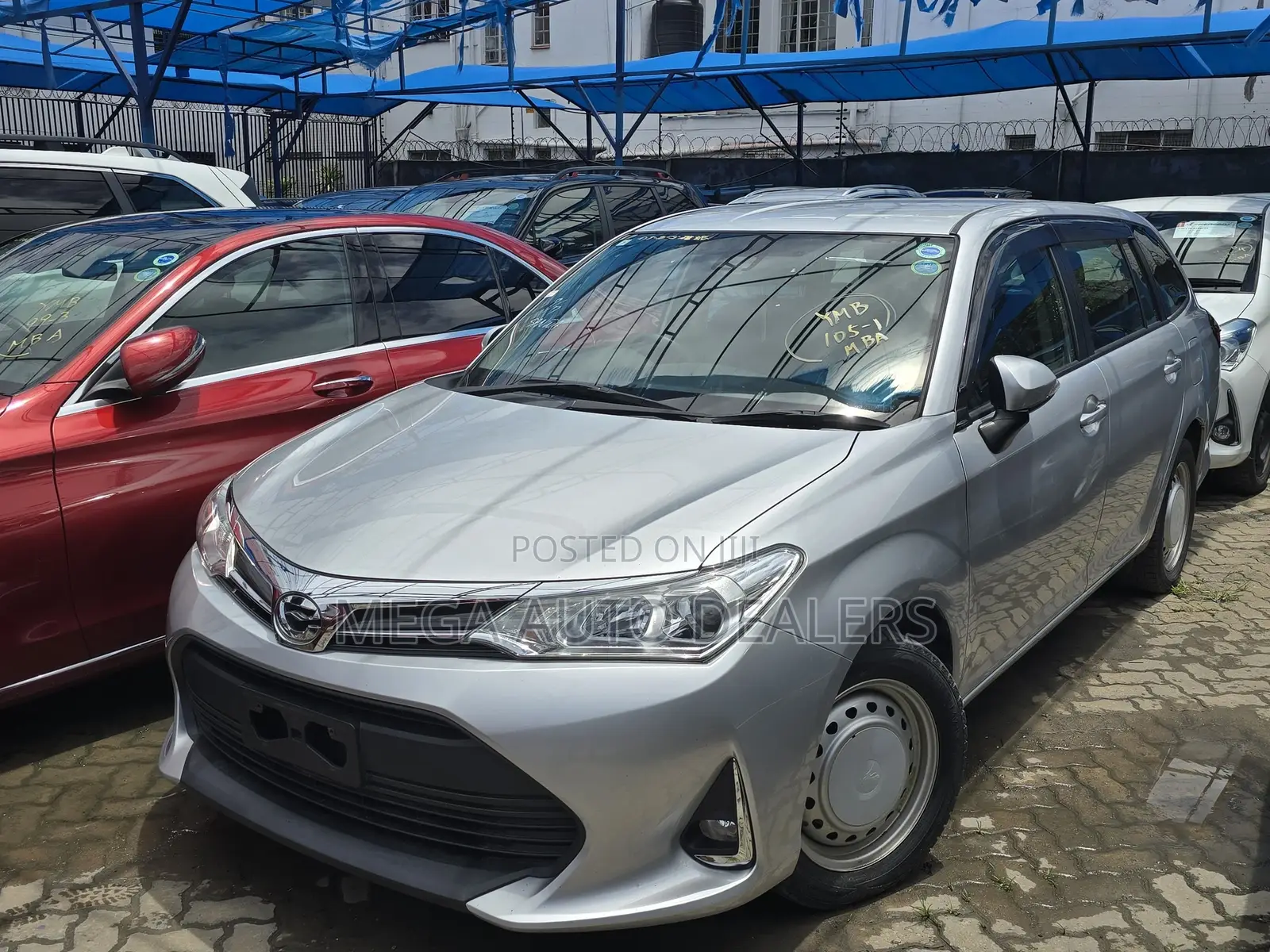 Toyota Corolla Fielder 2018 Silver