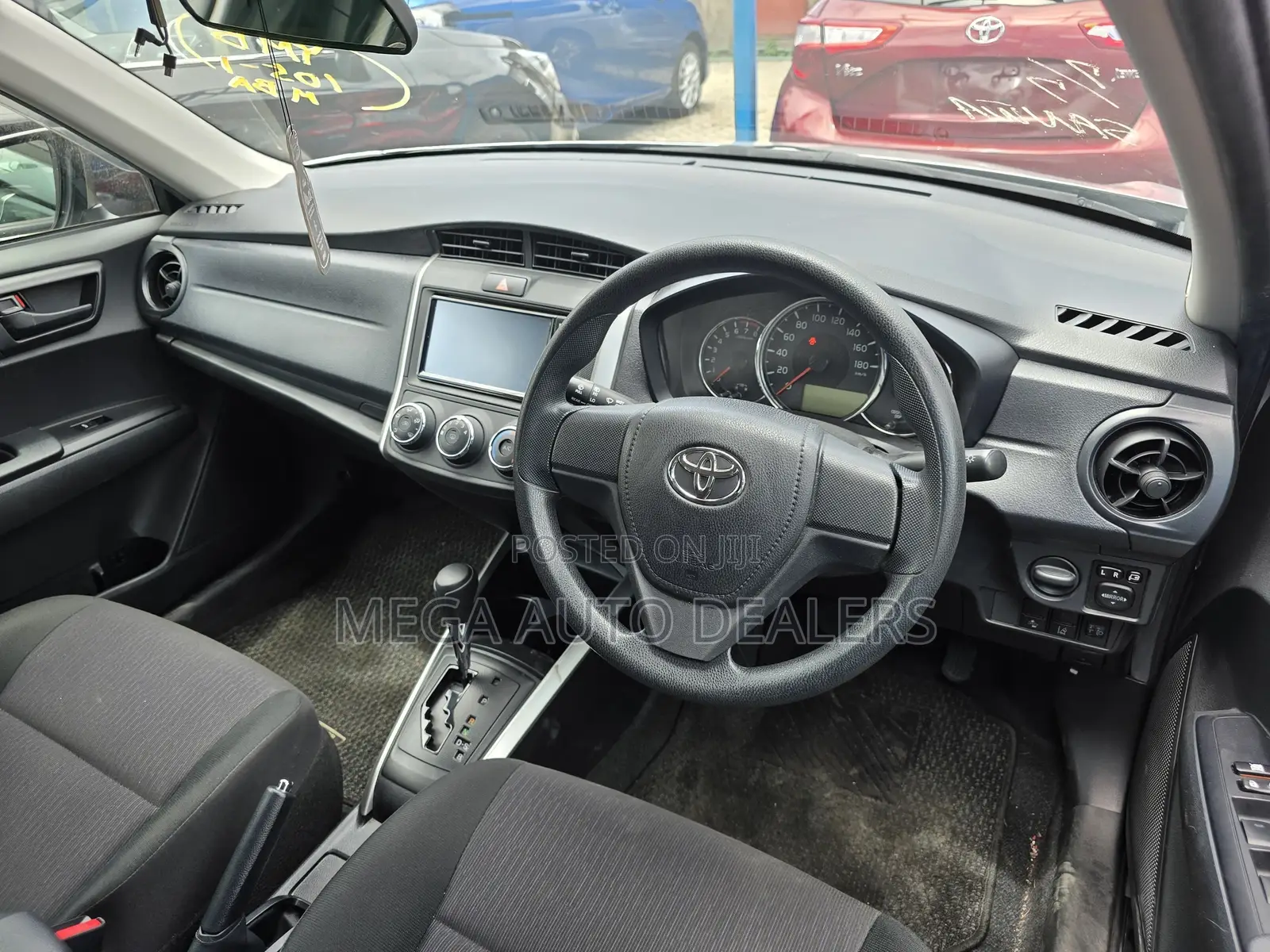 Toyota Corolla Fielder 2018 Silver