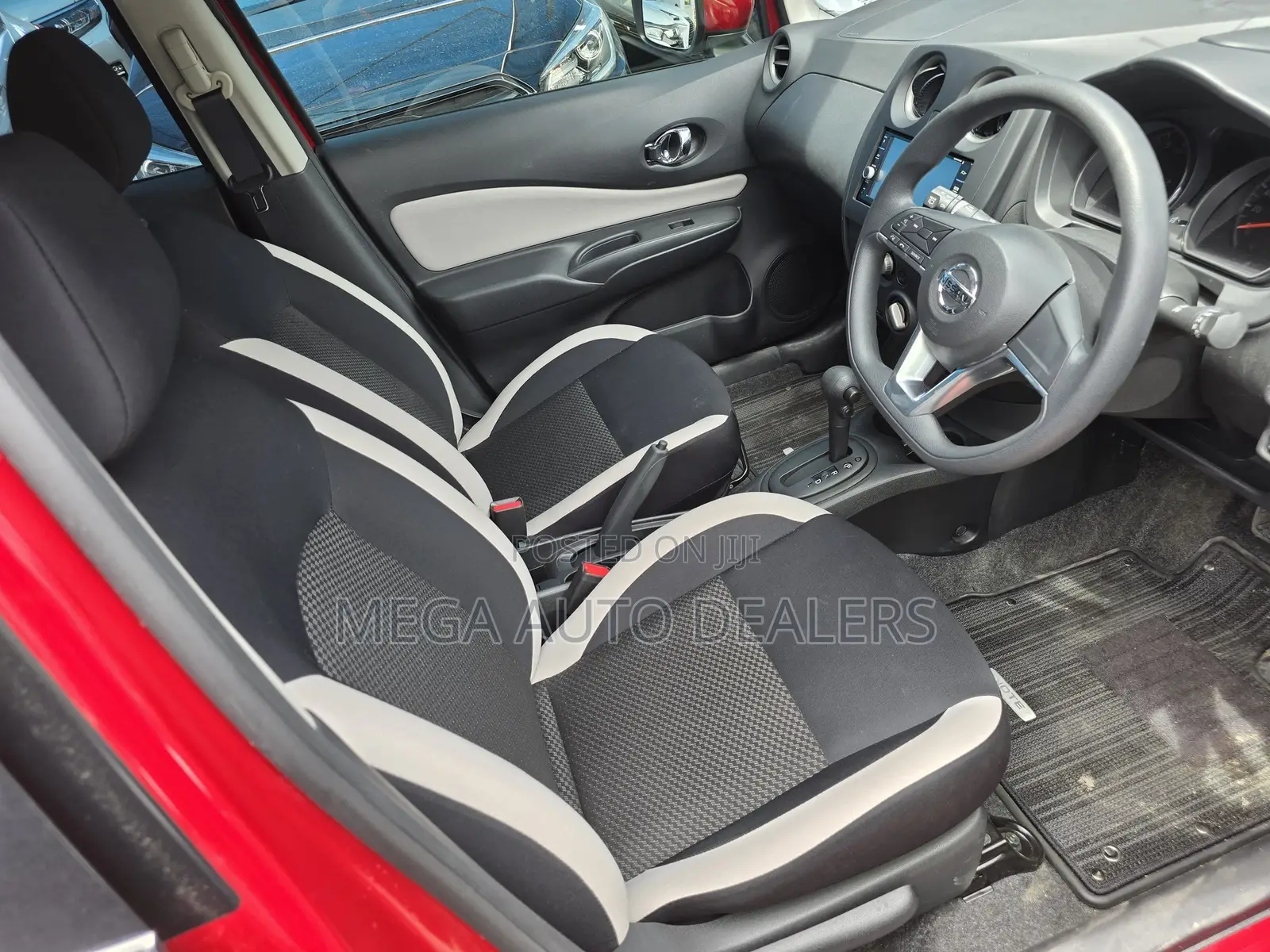 Nissan Note 2018 Red