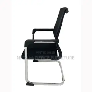 Breathable Comfort With Sleek Metal Frame Visitor Seat