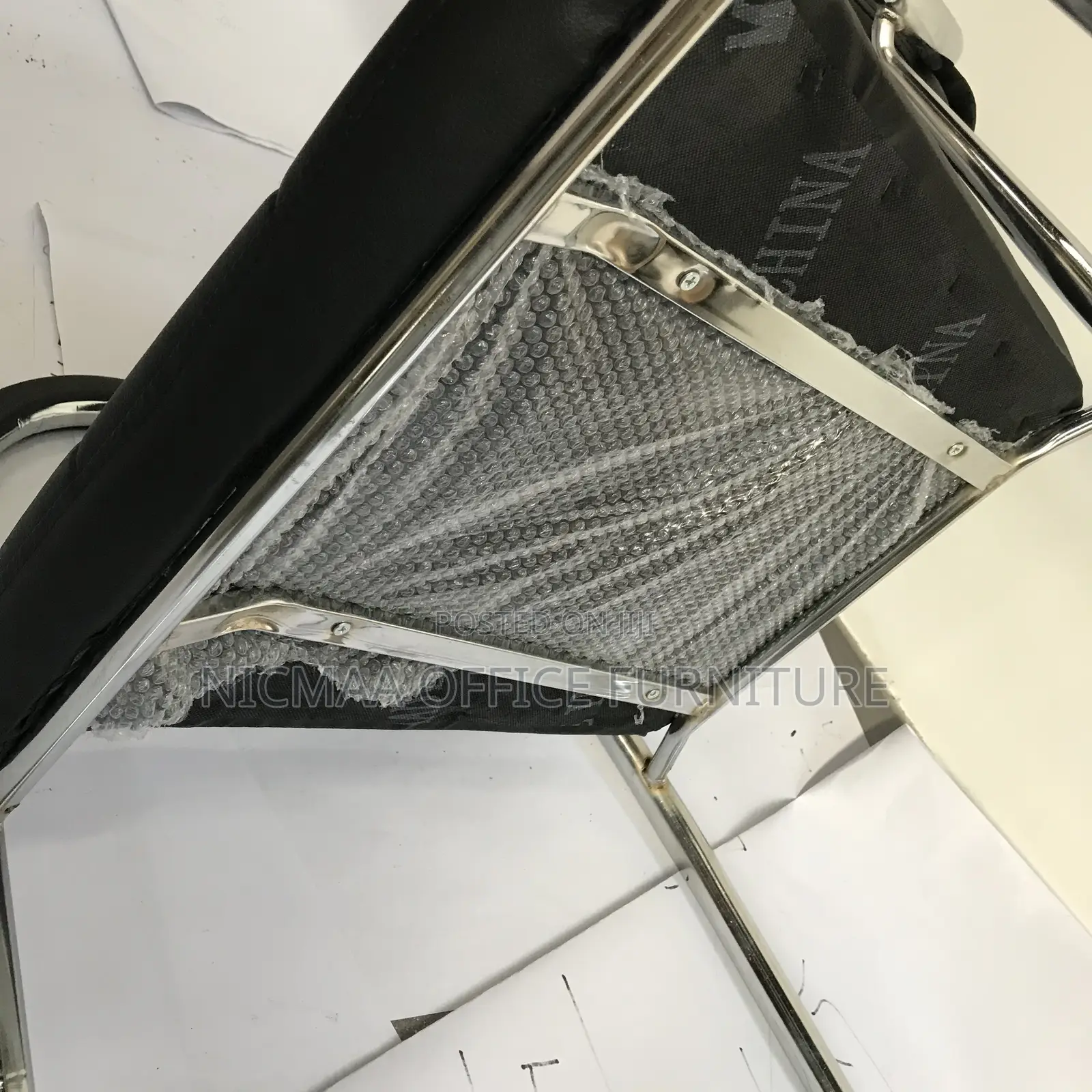 Black Chrome Finish Catalina Visitor Seat