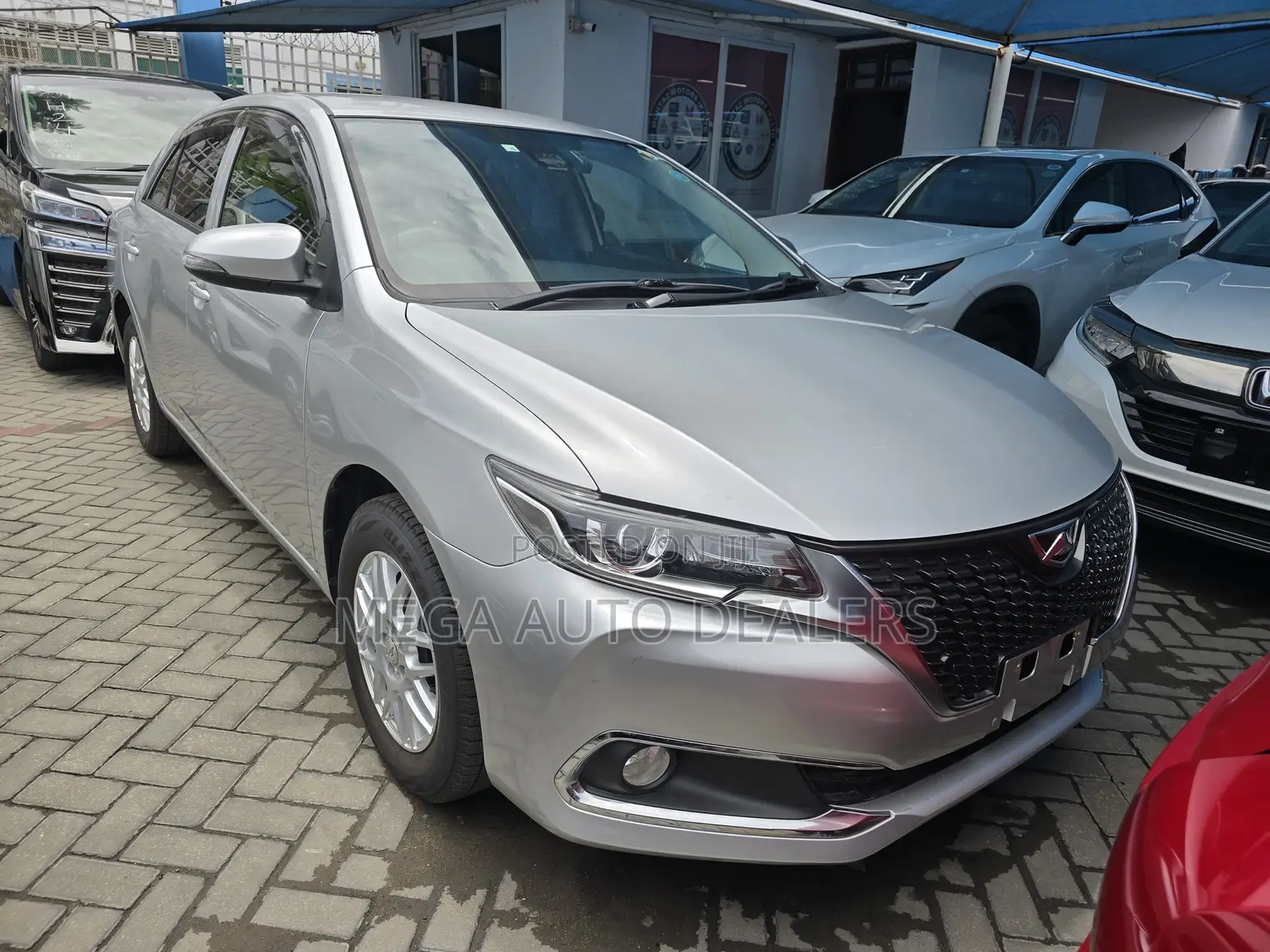 Toyota Allion 2018 Silver