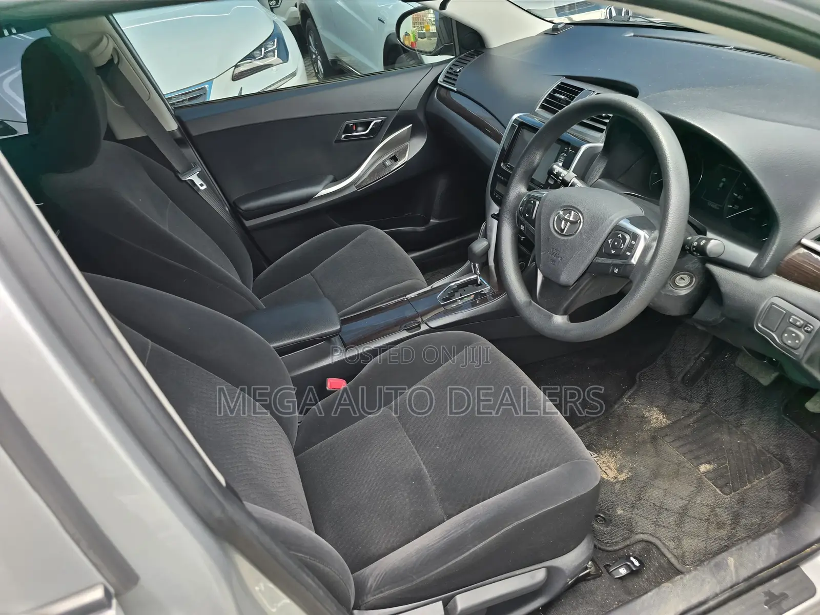 Toyota Allion 2018 Silver