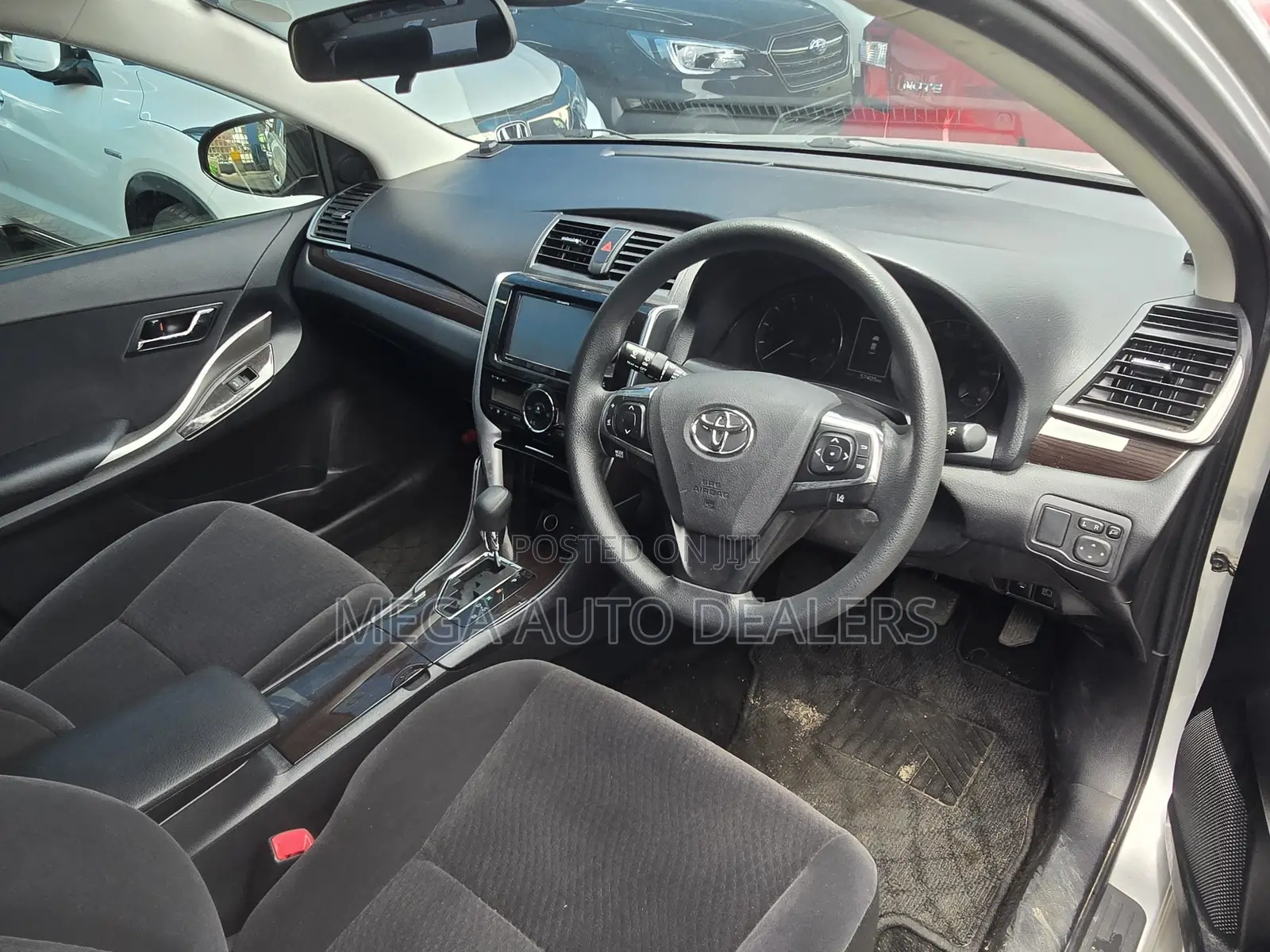 Toyota Allion 2018 Silver