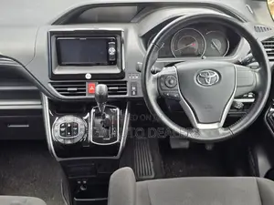 Toyota Esquire 2018 Black