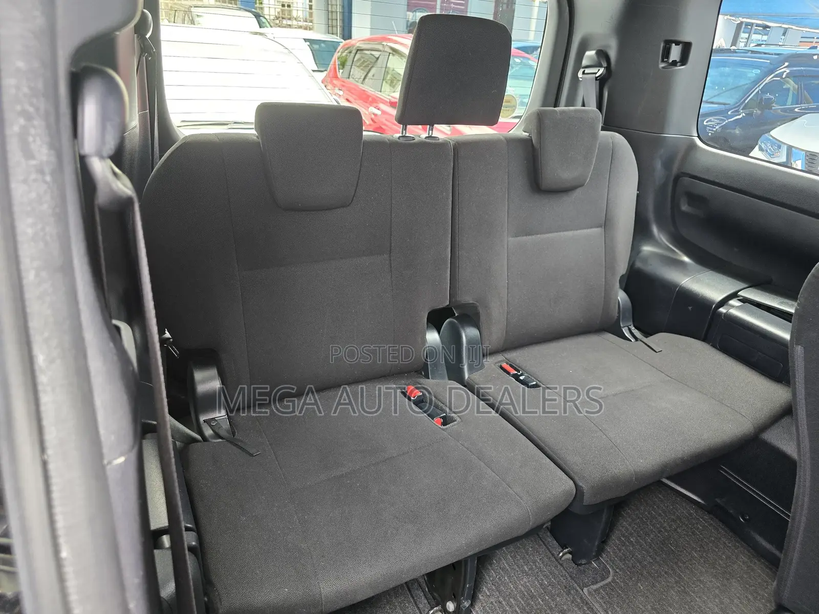 Toyota Esquire 2018 Black