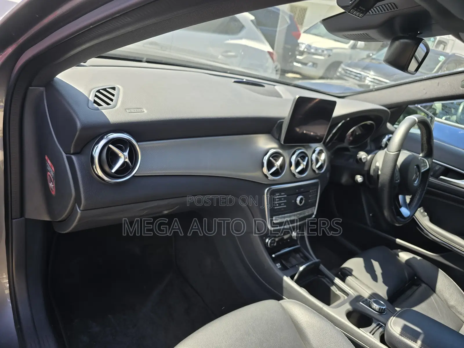 Mercedes-Benz GLA-Class 2018 Gray