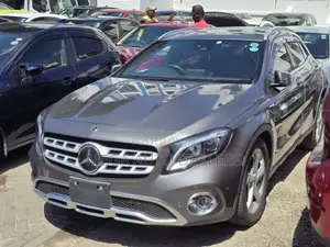 Mercedes-Benz GLA-Class 2018 Gray