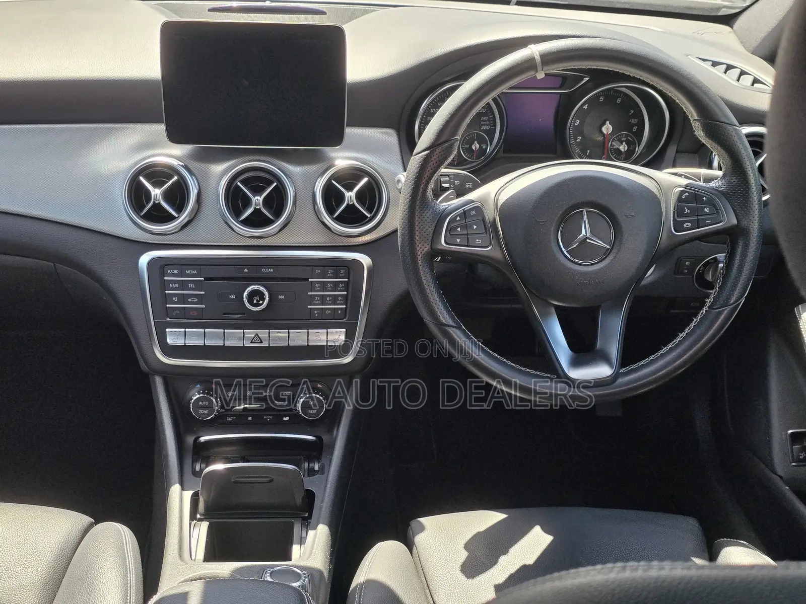 Mercedes-Benz GLA-Class 2018 Gray