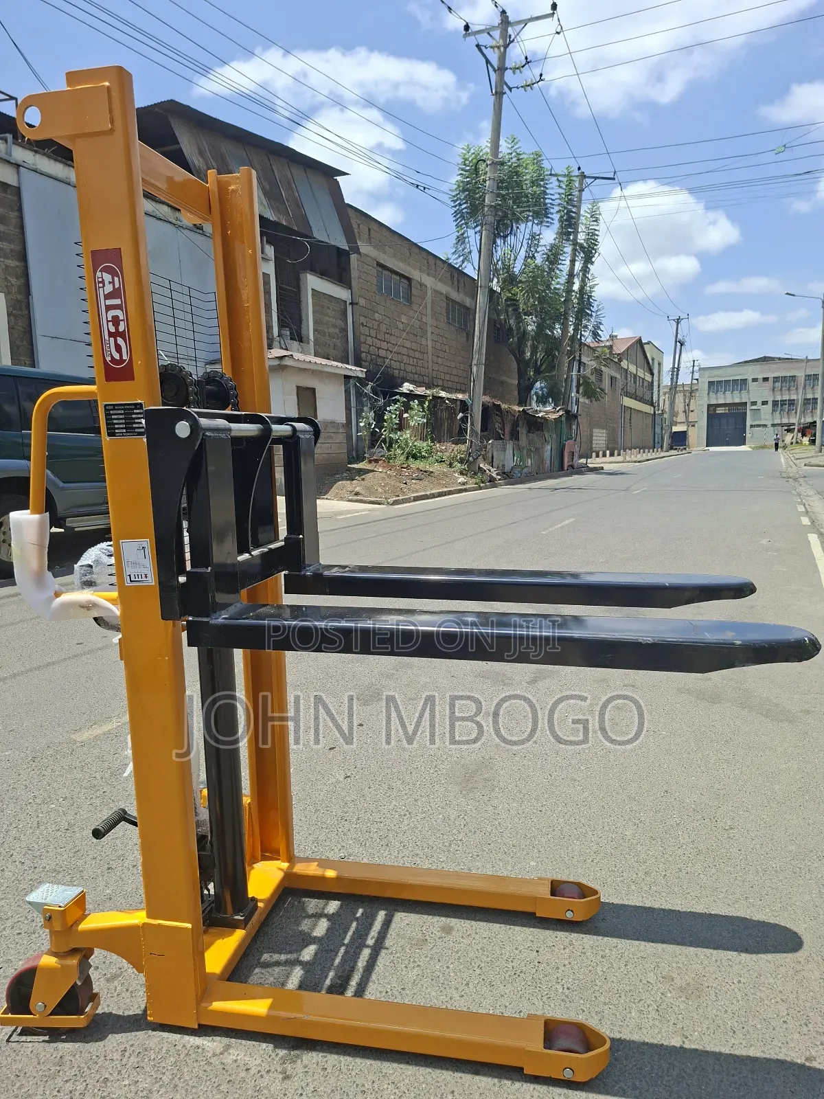 Aico Hydraulic Manual Stacker