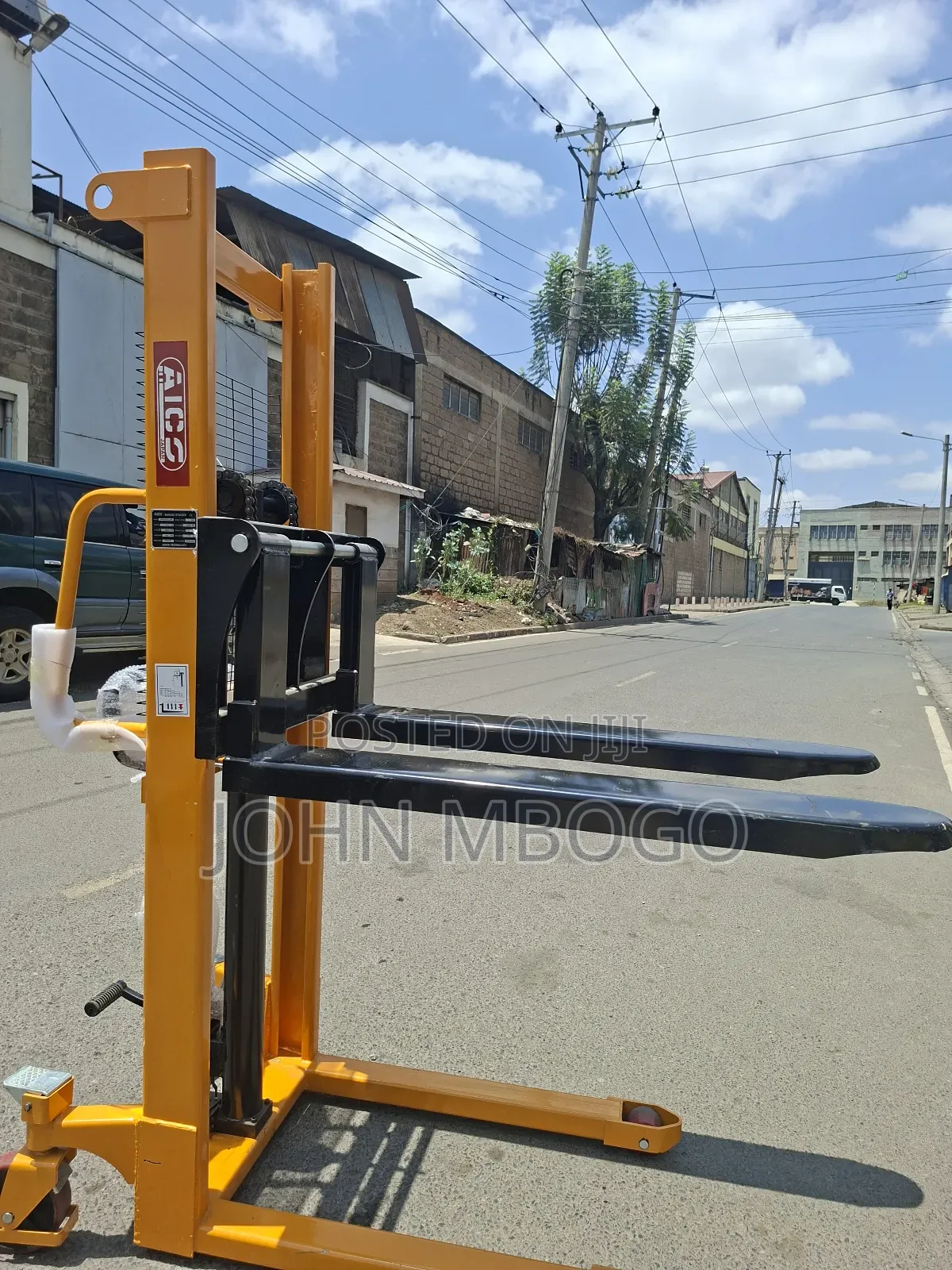 Aico Hydraulic Manual Stacker
