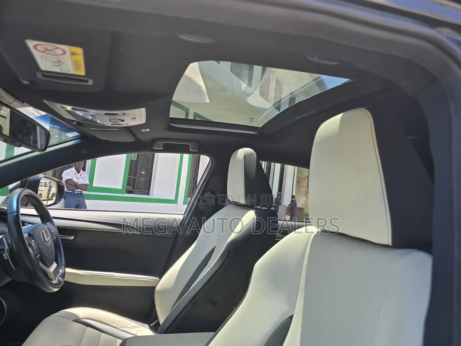 Lexus NX 300 FWD 2018 Black