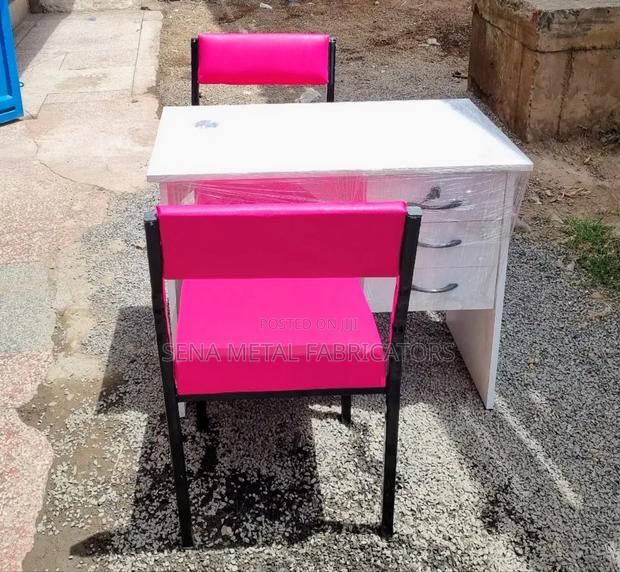 Pink Chairs for Manicure Set. - thumbnail 3