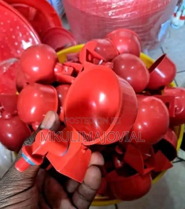 Automatic Red Cup Drinkers for Chicken Drinkers Automatic