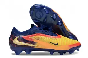The Nike Phantom Elite 6 Football Soccer Boots