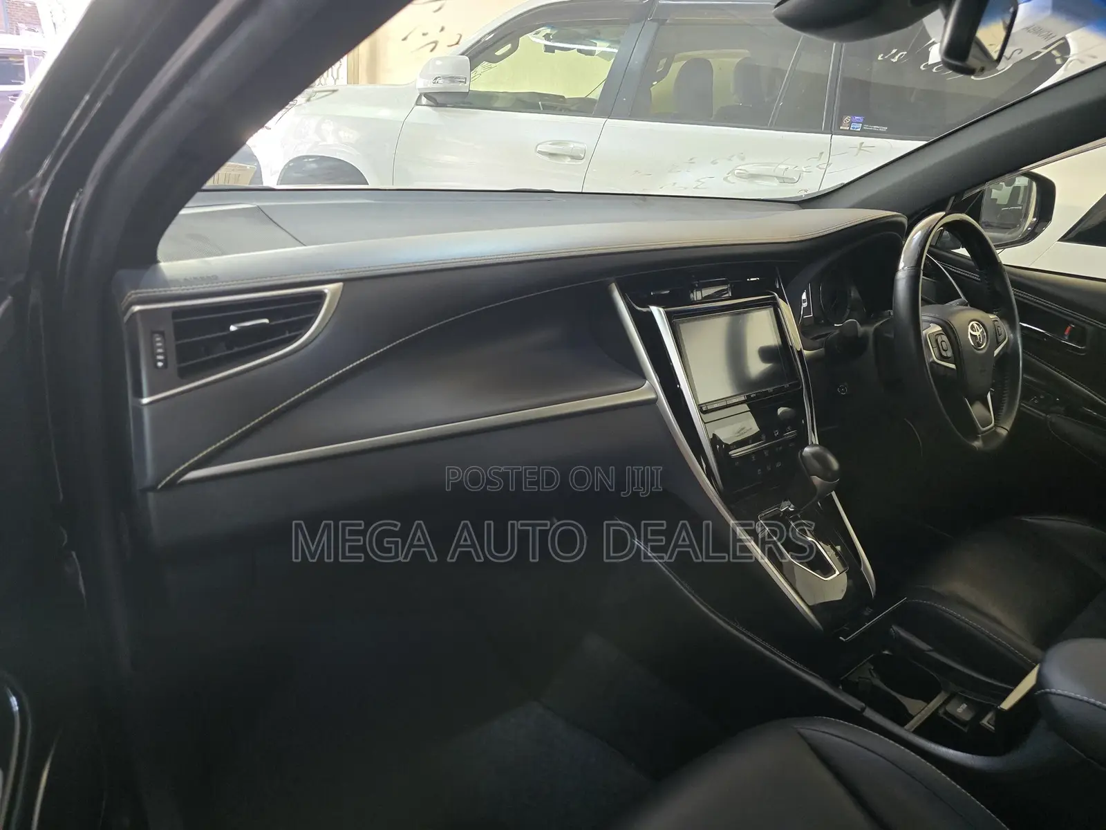 Toyota Harrier 2018 Black