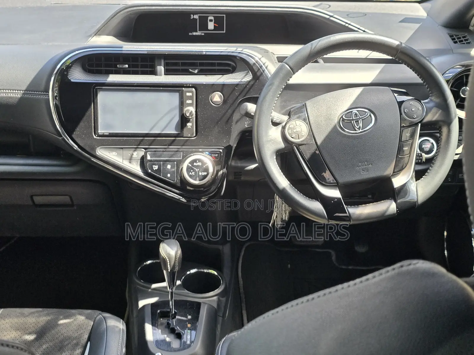 Toyota Aqua 2018 White
