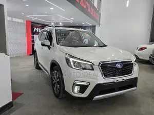 Subaru Forester 2018 White