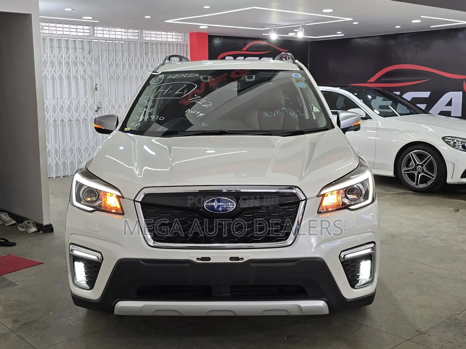 Subaru Forester 2018 White